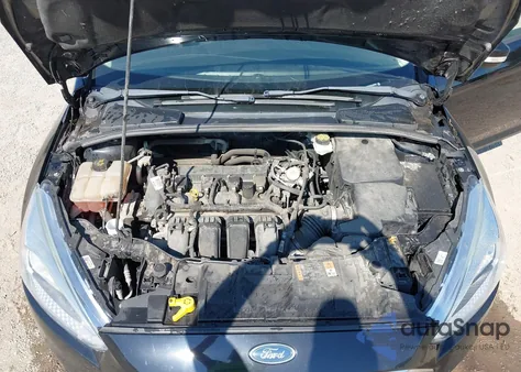 2017 Ford Focus Se z USA, uszkodzony, nr VIN 1FADP3F23HL228839